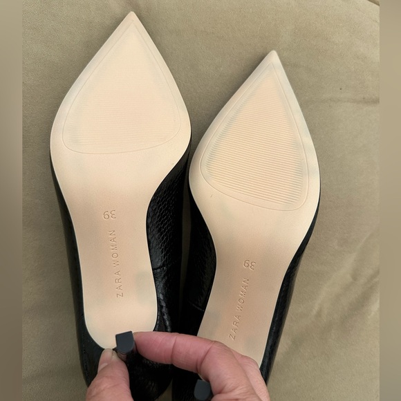 Zara animal embossed pumps Black NWT - Picture 4 of 5